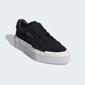 Adidas Hypersleek sneaker shoe in Black